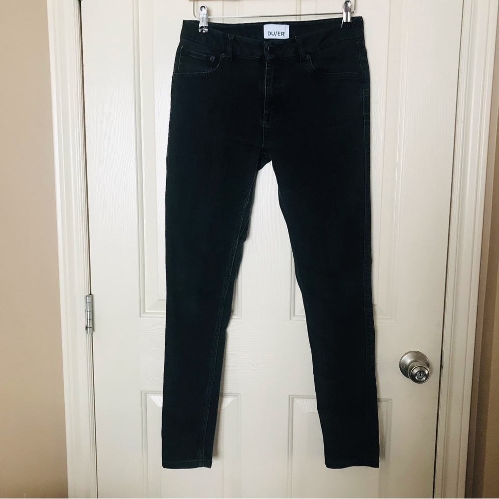 Duluth Women's Black Skinny Jeans